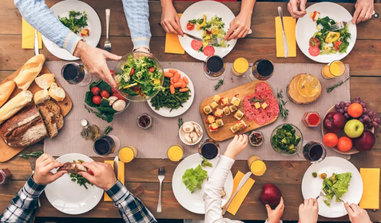 L'art de la restauration familiale: rehausser l'expérience avec une vaisselle écologique en canne à sucre L'art de la restauration familiale: rehausser l'expérience avec une vaisselle écologique en canne à sucre